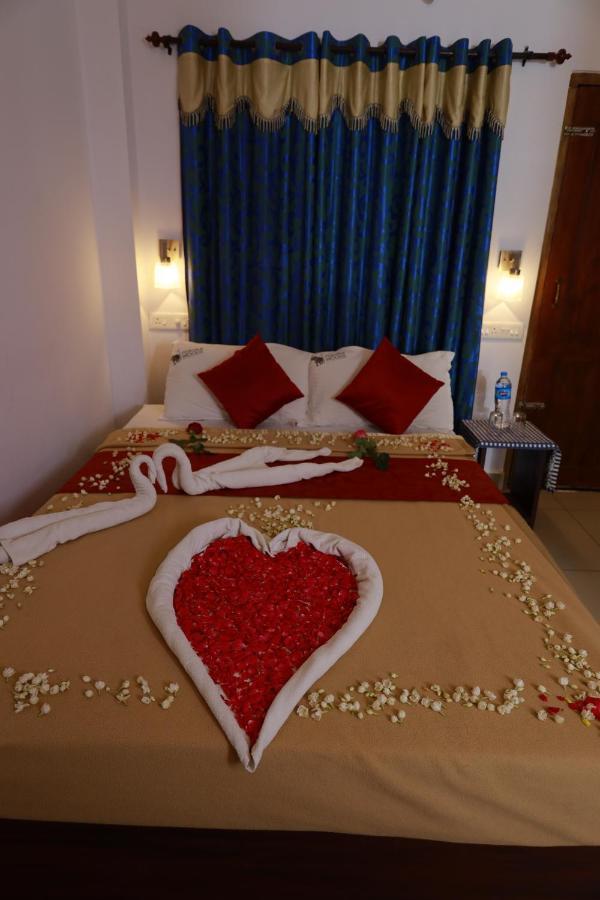 Periyar Woods Bed & Breakfast Thekkady Exterior photo