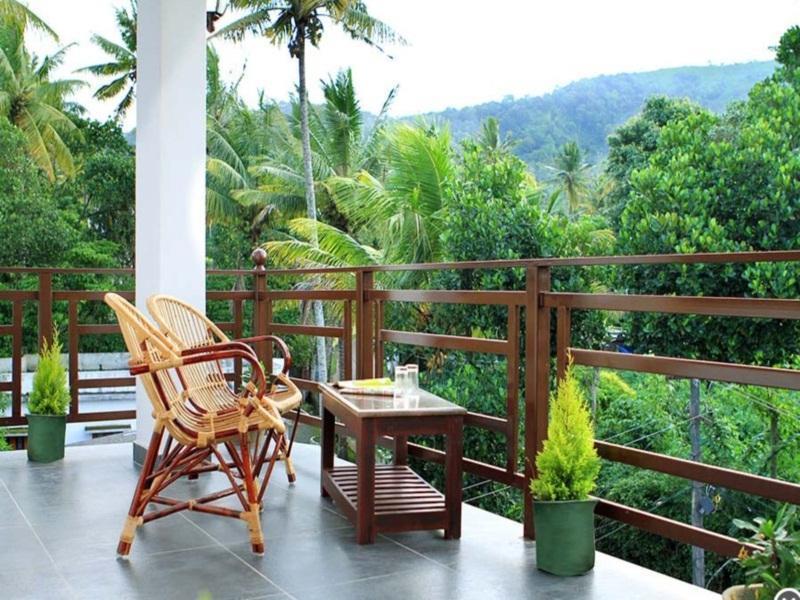 Periyar Woods Bed & Breakfast Thekkady Exterior photo